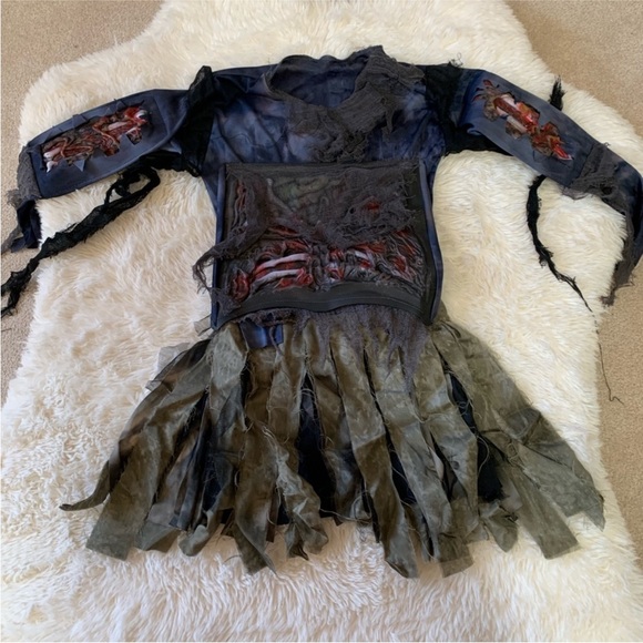 Zombie dress with waist tie, polyester stretch and comfortable! - Picture 11 of 12